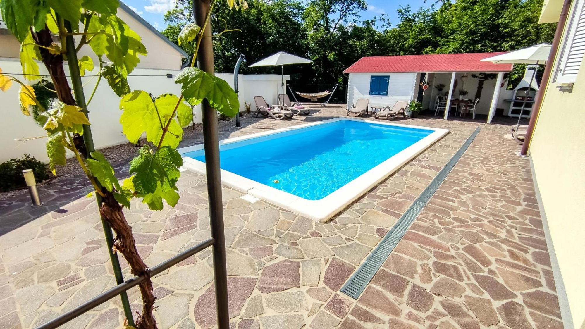 House Vertel Матули Екстериор снимка