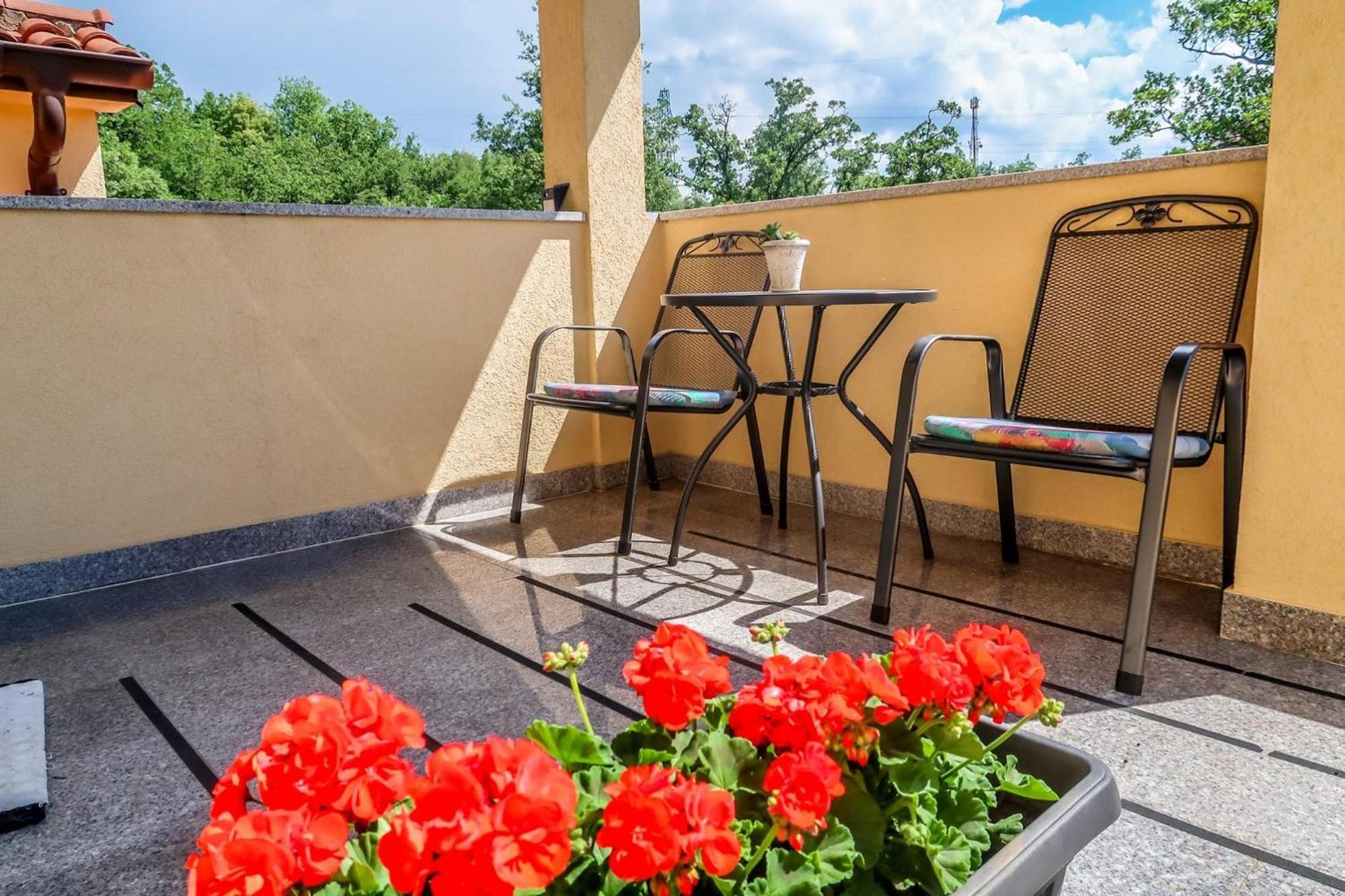 House Vertel Матули Екстериор снимка